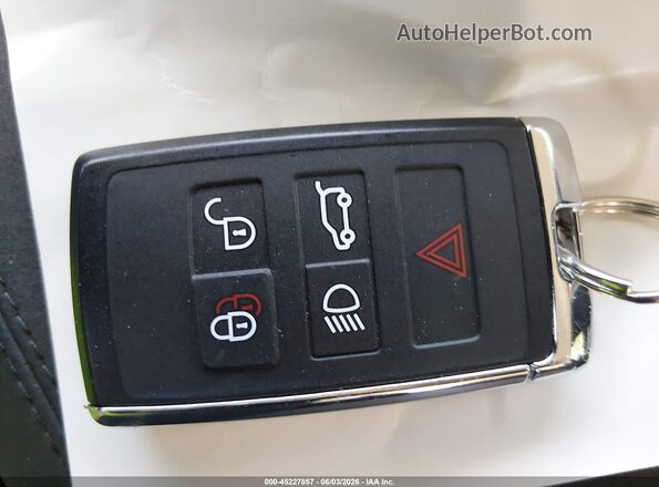 SALEK7EX8P2230861 2023 LAND ROVER DEFENDER Белый Вид панели приборов