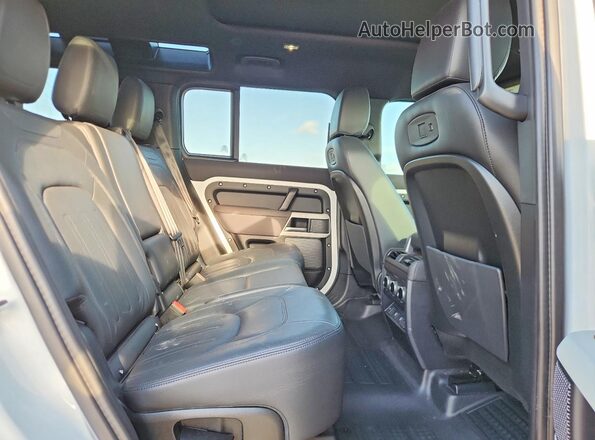 SALEPERU2N2103669 2022 LAND ROVER DEFENDER White Rear seats view