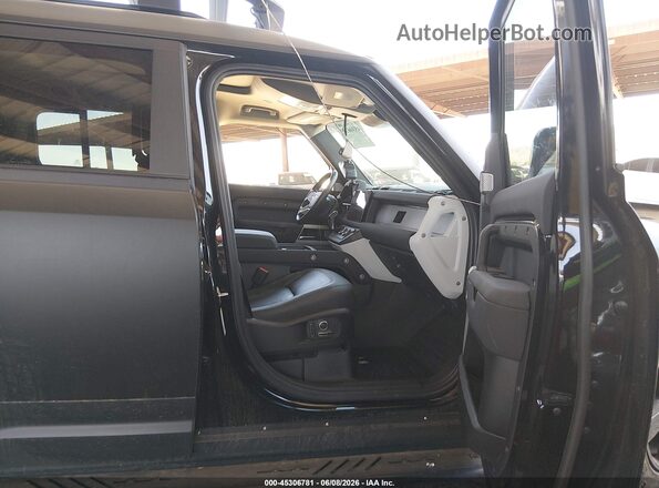 SALEPFEU9P2225749 2023 LAND ROVER DEFENDER Black Front interior view