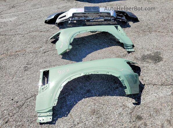 SALEW6EU3P2164000 2023 LAND ROVER DEFENDER Green Vista del compartimento del motor