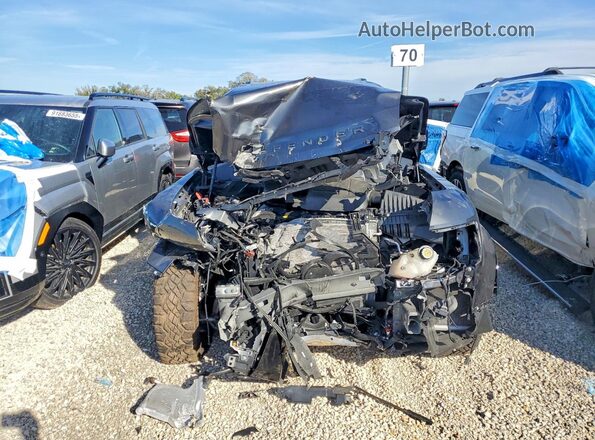 SALEWFEU2R2353773 2024 LAND ROVER DEFENDER Gray 