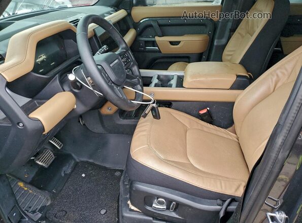SALEWFFE8S2426965 2025 LAND ROVER DEFENDER Gray Սալոնի դիմացի տեսք