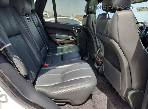 SALGR2FVXHA357669 2017 LAND ROVER RANGE White Widok tylnych siedzeń
