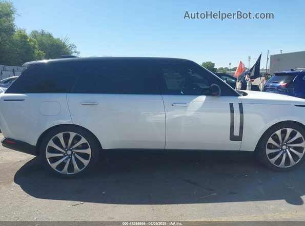 SALK1BE79PA013978 2023 LAND ROVER RANGE ROVER White Սալոնի հետևի տեսք
