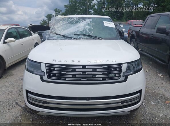 SALK1BE96SA288394 2025 LAND ROVER RANGE ROVER White Սալոնի հետևի տեսք
