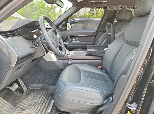 SALKP9E91RA090582 2024 LAND ROVER RANGE Black Front interior view