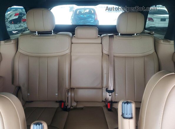 SALKP9F44SA274763 2025 LAND ROVER RANGE Gray Rear seats view