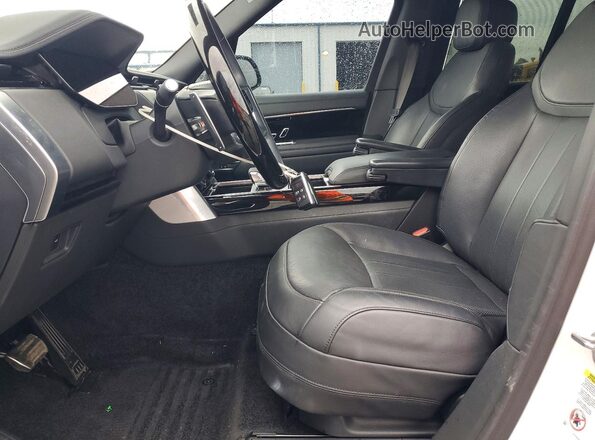 SALKP9FU0PA020135 2023 LAND ROVER RANGE White Front interior view
