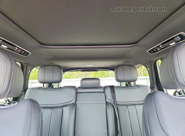SALKPBE95SA287123 2025 LAND ROVER RANGE White Rear seats view