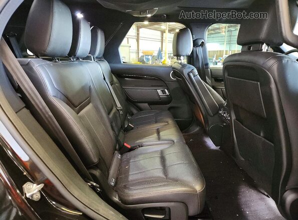 SALRG2RV2L2442602 2020 LAND ROVER DISCOVERY Black Rear interior view