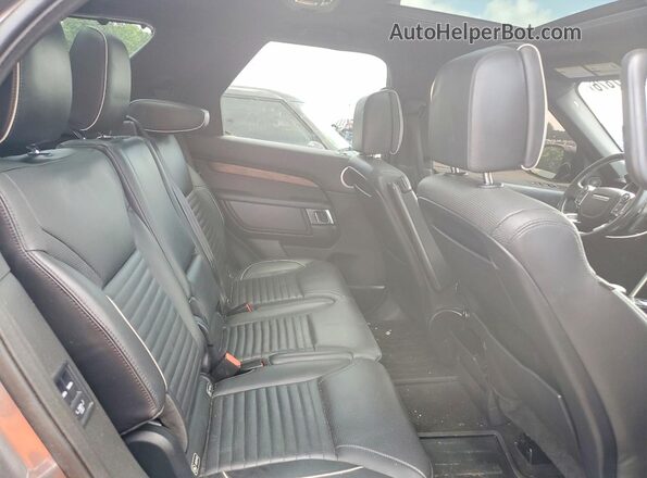 SALRHBBKXHA043950 2017 LAND ROVER DISCOVERY Gray Вид задньої частини салону