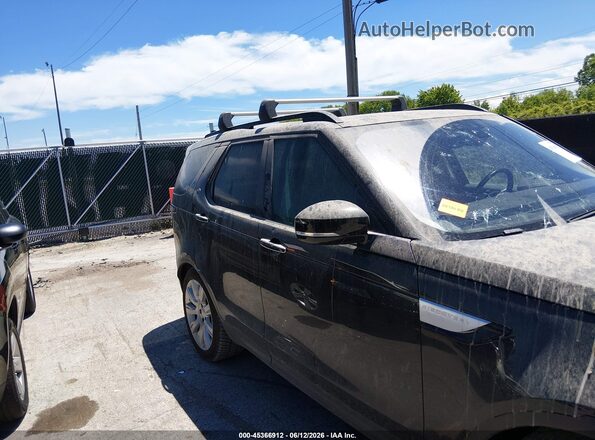 SALRHBBVXHA025832 2017 LAND ROVER DISCOVERY Black Rear interior view