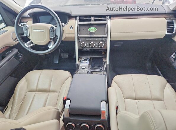 SALRR2RV1JA052460 2018 LAND ROVER DISCOVERY White Вид панелі приладів