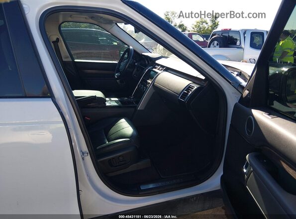 SALRRBBV1HA041317 2017 LAND ROVER DISCOVERY White Front interior view