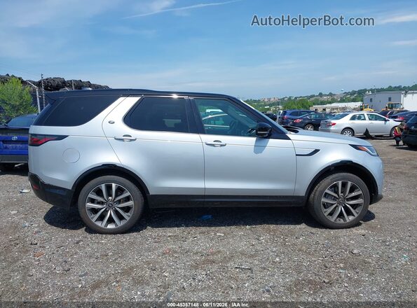 SALRT2EX1P2468083 2023 LAND ROVER DISCOVERY Silver Rear interior view