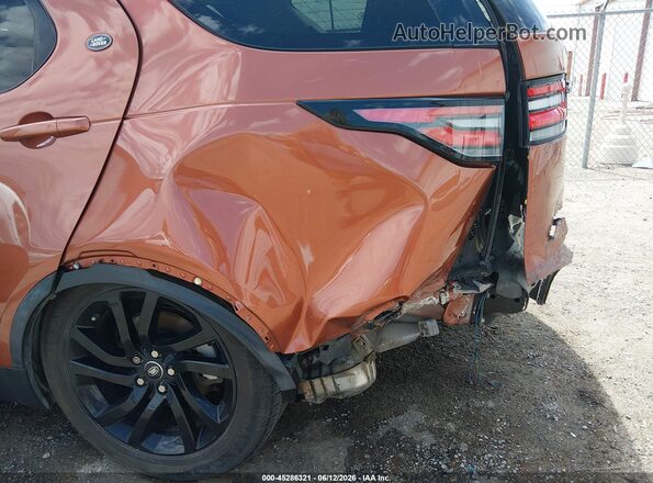 SALRT2RK9JA061074 2018 LAND ROVER DISCOVERY Оранжевый Вид спереди