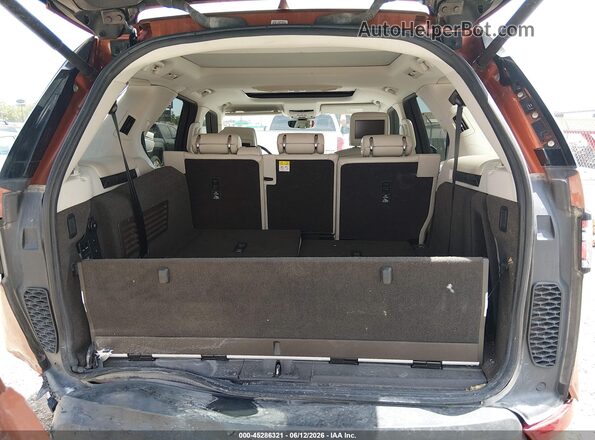 SALRT2RK9JA061074 2018 LAND ROVER DISCOVERY Оранжевый 