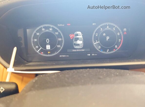 SALRT2RV3JA048539 2018 LAND ROVER DISCOVERY Белый Вид щитка приборов