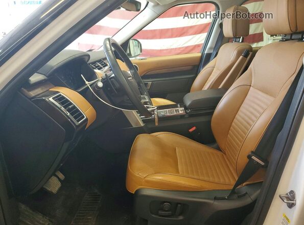 SALRT2RV3JA048539 2018 LAND ROVER DISCOVERY Белый Вид салона спереди