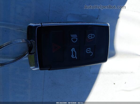 SALRT2RV4JA050669 2018 LAND ROVER DISCOVERY Black წინა პანელის ხედი