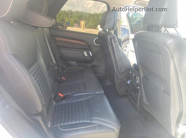 SALRT2RV9JA068276 2018 LAND ROVER DISCOVERY White Հետևի նստատեղերի տեսք