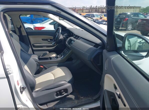 SALVP2RX2JH286880 2018 LAND ROVER RANGE ROVER EVOQUE White Front interior view