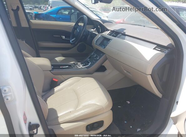 SALVP2RX5JH298683 2018 LAND ROVER RANGE ROVER EVOQUE White Front interior view