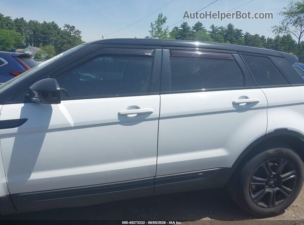 SALVP2RX5JH298683 2018 LAND ROVER RANGE ROVER EVOQUE White 360 interior view