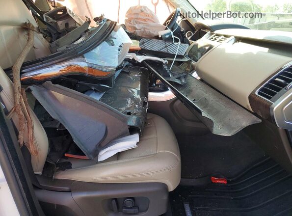 SALWR2RV5JA189131 2018 LAND ROVER RANGE White Սալոնի դիմացի տեսք
