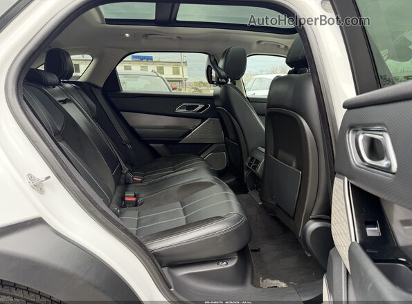 SALYB2RV4JA753882 2018 LAND ROVER RANGE ROVER VELAR White უკანა სავარძლების ხედი