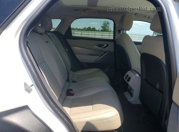 SALYB2RV5JA727467 2018 LAND ROVER RANGE White Rear interior view