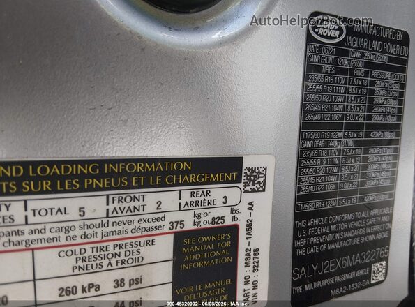 SALYJ2EX6MA322765 2021 LAND ROVER RANGE ROVER VELAR Silver ძრავის განყოფილების ხედი