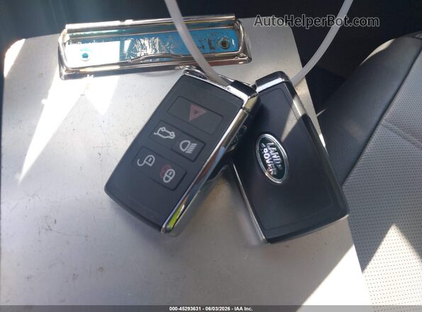 SALYL2EX4SA808014 2025 LAND ROVER RANGE ROVER VELAR White Առջևի վահանակի տեսք