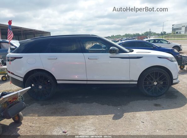 SALYL2EXXKA798508 2019 LAND ROVER RANGE ROVER VELAR White Widok wnętrza z tyłu
