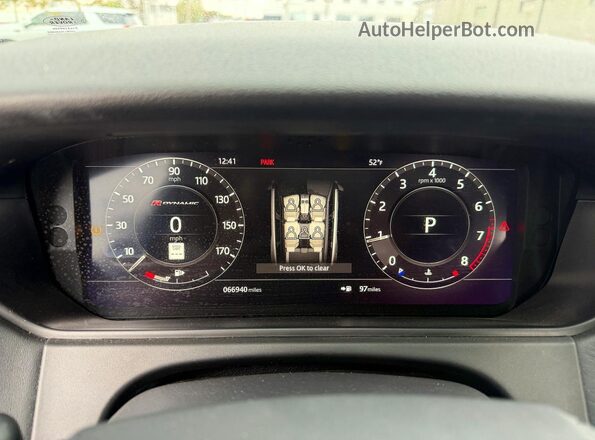 SALYM2RV0JA706519 2018 LAND ROVER RANGE Silver Dashboard view