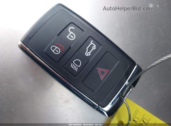 SALZJ2FX4RH249185 2024 LAND ROVER RANGE ROVER EVOQUE White Առջևի վահանակի տեսք