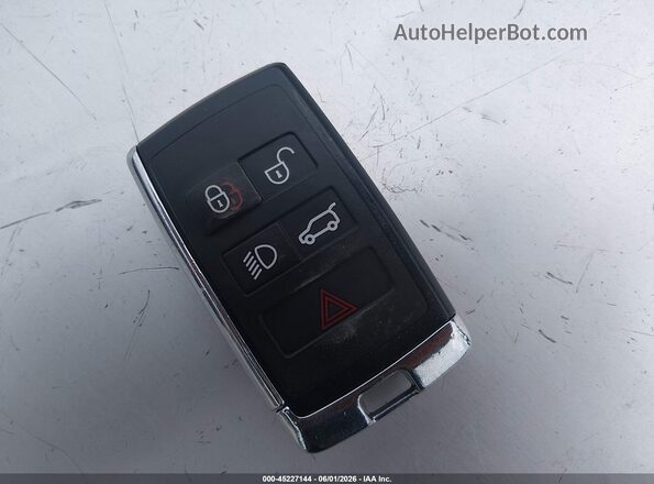 SALZJ2FX6LH056379 2020 LAND ROVER RANGE ROVER EVOQUE Silver Dashboard view