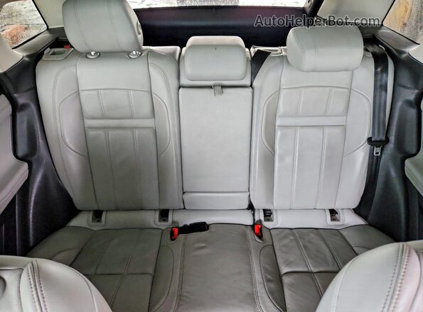 SALZJ2FX7LH115066 2020 LAND ROVER RANGE Black Rear seats view