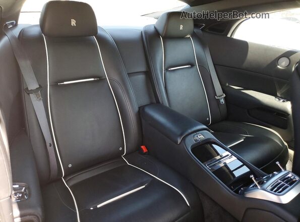SCA665C5XHUX86771 2017 ROLLS-ROYCE WRAITH Белый Вид задних сидений