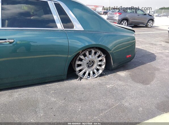 SCATT6C01NU211539 2022 ROLLS-ROYCE PHANTOM Серый 