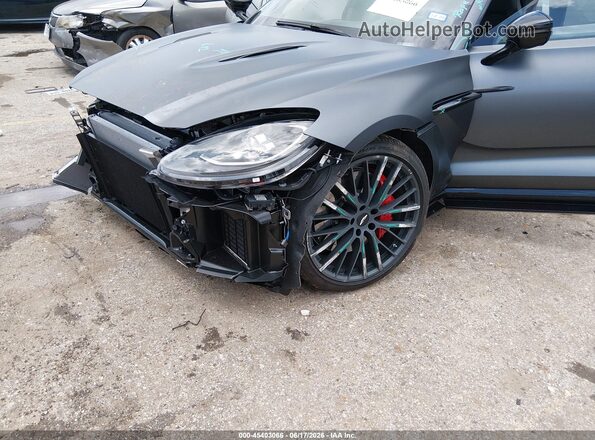 SD7VUJDW3STV12142 2025 ASTON MARTIN DBX Серый Вид спереди