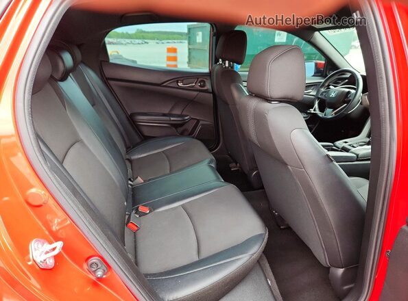 SHHFK7H49MU401198 2021 HONDA CIVIC Red Vista de los asientos traseros