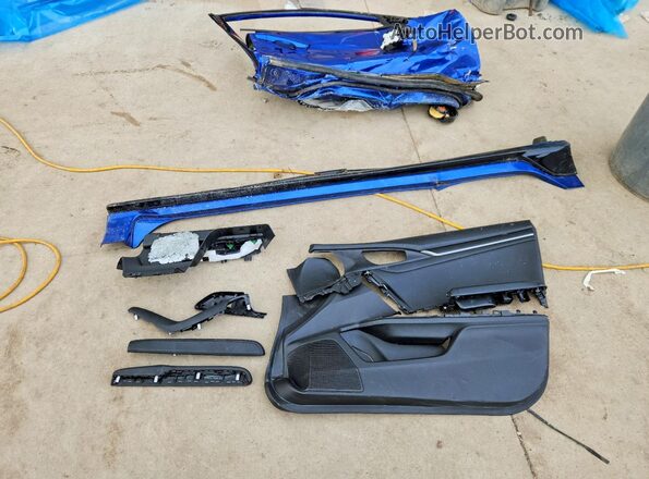 SHHFK7H99LU210343 2020 HONDA CIVIC Blue Widok komory silnika
