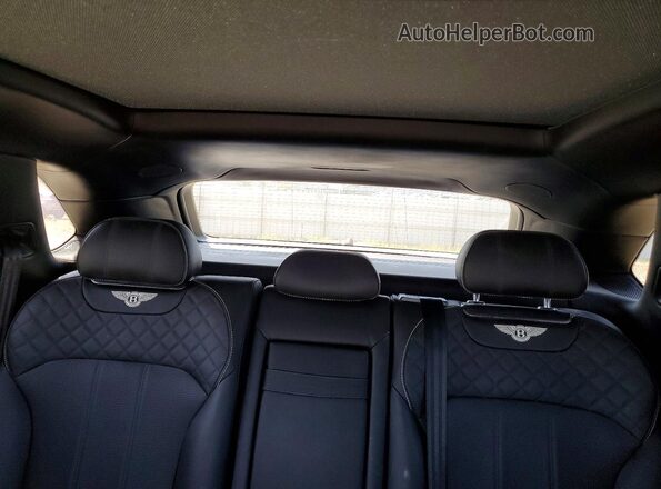 SJAAC2ZV5HC016003 2017 BENTLEY BENTAYGA Black Հետևի նստատեղերի տեսք