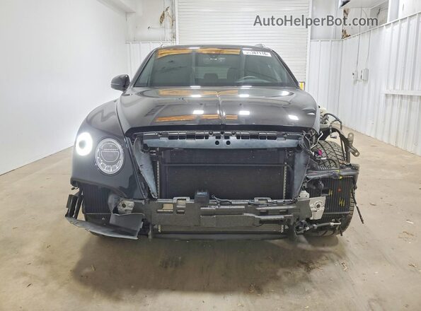 SJAAC2ZVXJC018884 2018 BENTLEY BENTAYGA Black Vista frontal