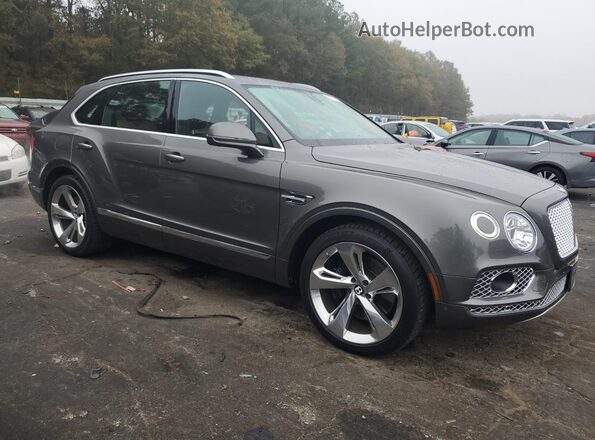 SJAAC4ZV3JC017765 2018 BENTLEY BENTAYGA Gray Front right