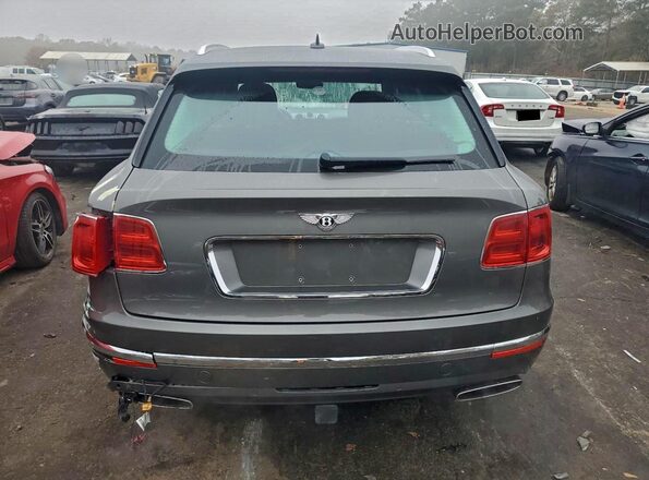 SJAAC4ZV3JC017765 2018 BENTLEY BENTAYGA Gray Rear view