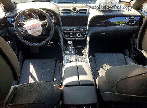 SJAAT2ZV0RC027976 2024 BENTLEY BENTAYGA Черный Вид панели приборов