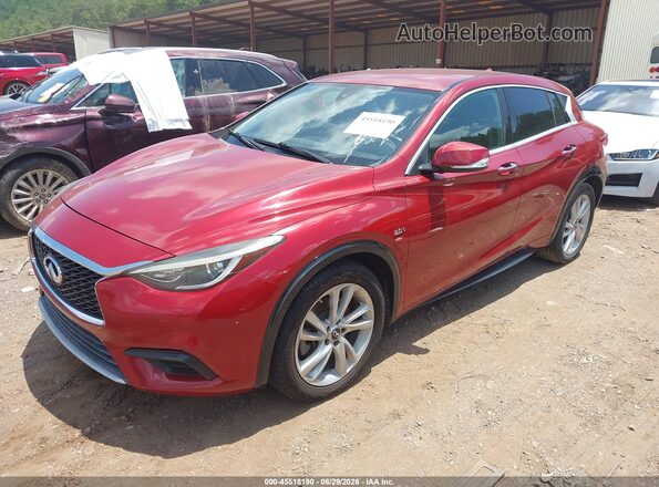 SJKCH5CP0HA033000 2017 INFINITI QX30 Red Front left