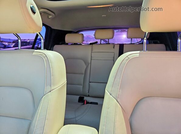 SJKCH5CP5HA031629 2017 INFINITI QX30 Blue Widok tylnych siedzeń